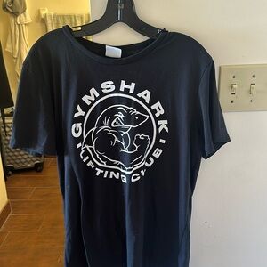 gymshark men’s t shirt, size large, worn a  few times, perfect condition